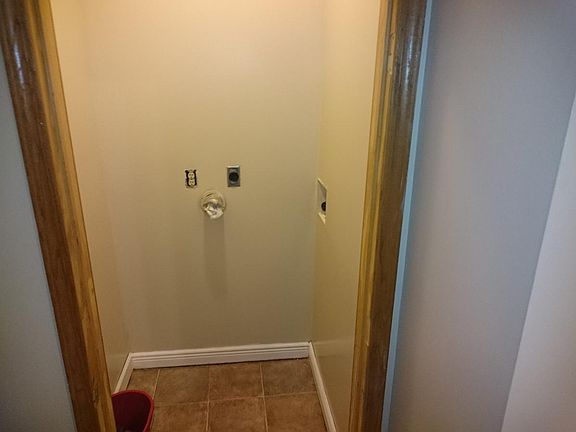 3rd image of 711 Edmund Ave APT 1