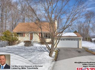 34 Bayberry Hill Rd, Mahopac, NY 10541