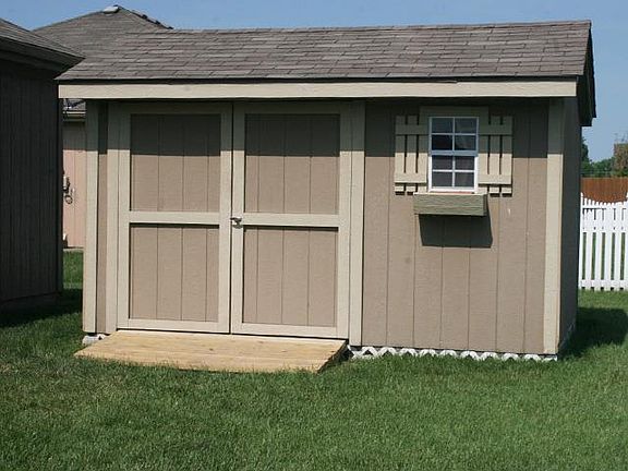 4th image of 1208 Blue Branch Dr