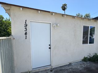 19339 Vanowen St #B, Reseda, CA 91335