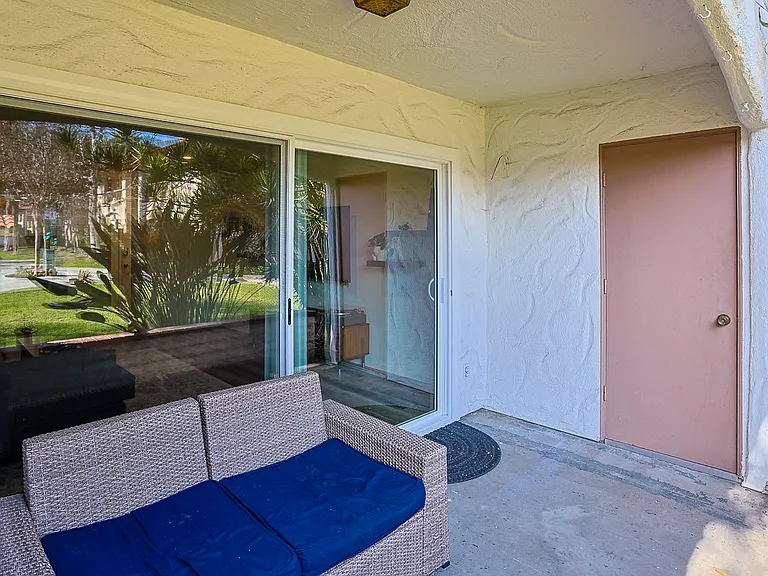6059 Rancho Mission Rd #106 — Photo 17