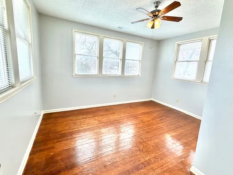 2532 Sam Cooper Blvd — Photo 11