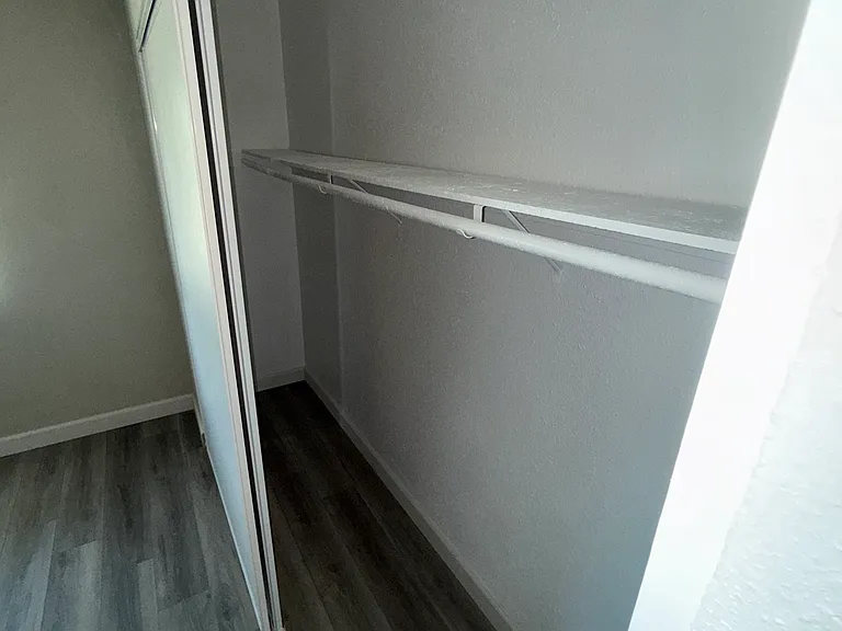 804-850 E Main St #818 — Photo 8