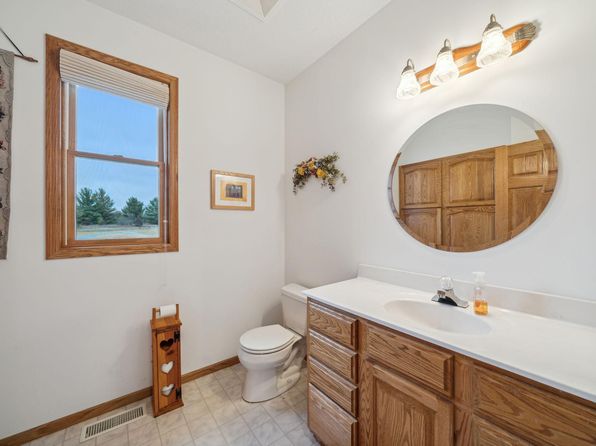 417 Rice Lake Rd, Somerset, WI 54025