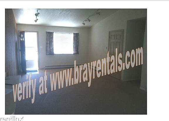 3072 McKenna Ct. living room 2 watermarked