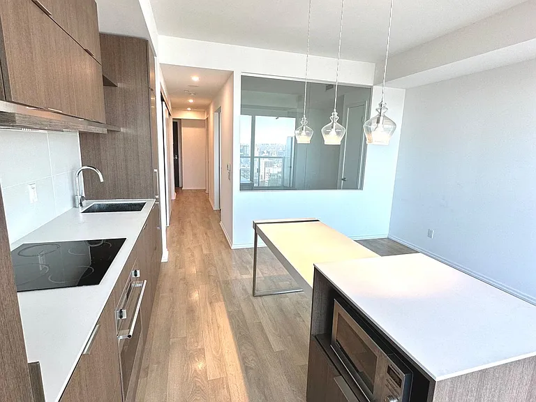 197 Yonge St #3303 — Photo 6