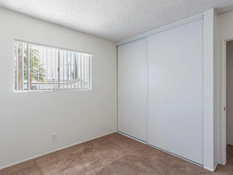 The Carlton Ridge Apartments — Photo 27