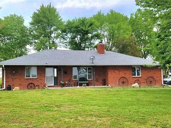 20340 State Highway 52, Pleasanton, KS 66075