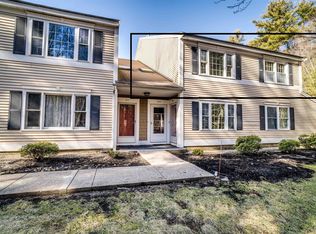 810 Springbrook Cir, Portsmouth, NH 03801