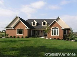 5114 Elmhurst Dr, Schnecksville, PA 18078