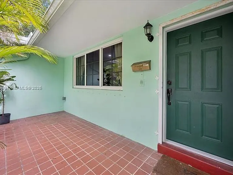 3490 William Ave — Photo 3
