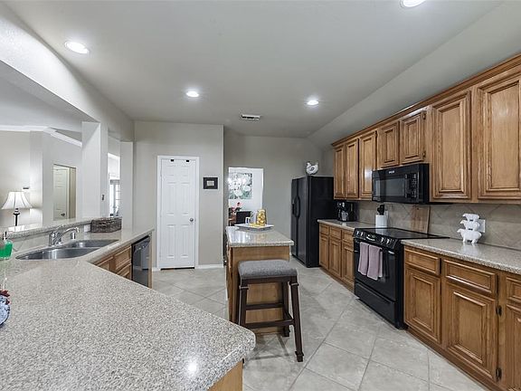 5th image of 4602 Huntwood Hills Ln