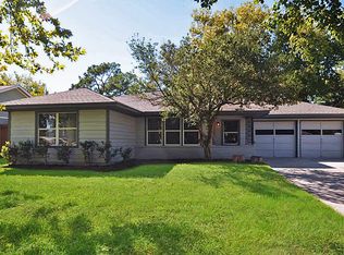 1413 Oak Tree Dr, Houston, TX 77055