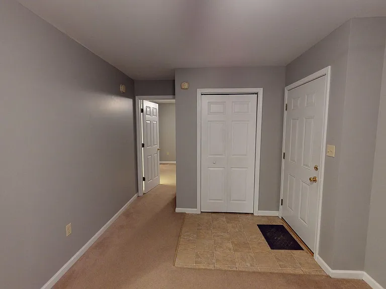 251 Underwood St — Photo 2