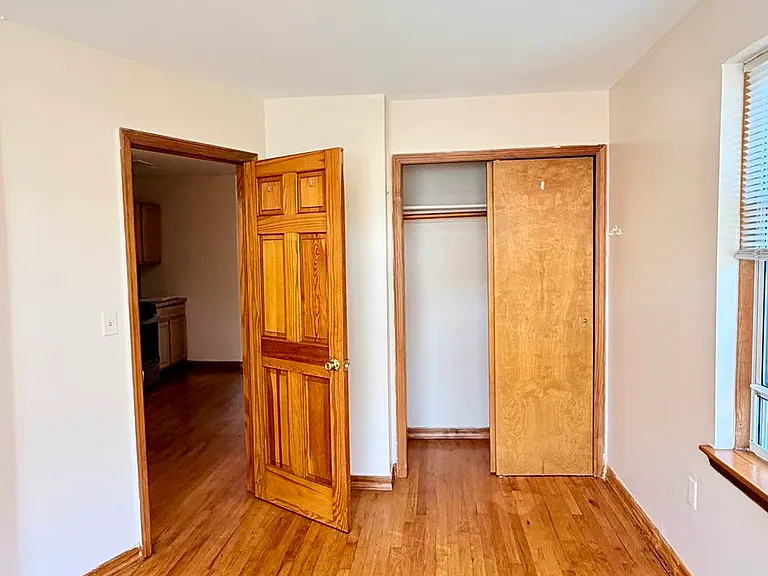 28-20 21st Ave #2 — Photo 6