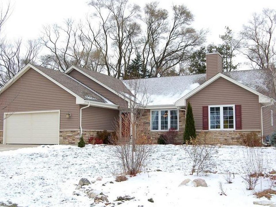 1st image of 711 Willow Bend Dr
