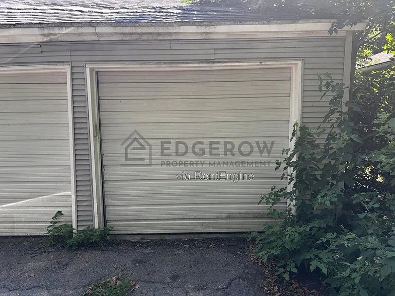 354 Holmdene Blvd NE — Photo 12
