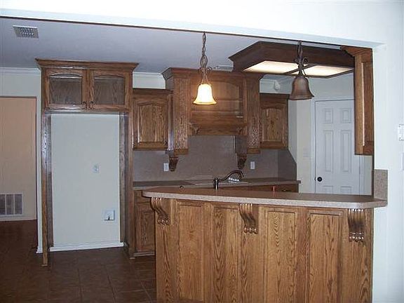 4th image of 16401 County Road 3110