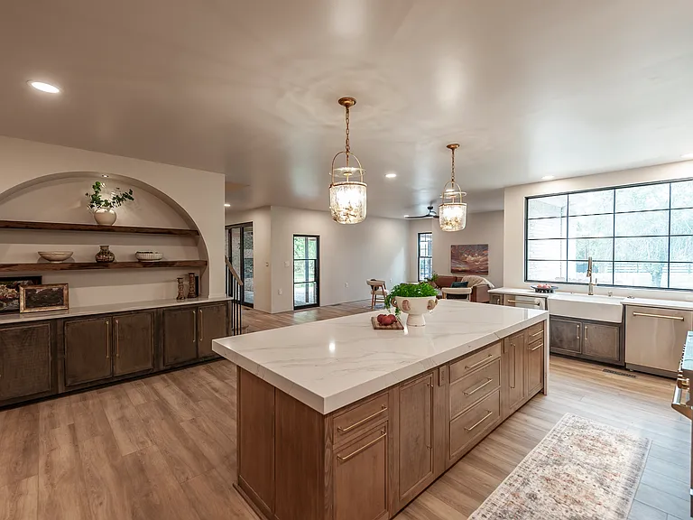 1205 Sequoya Trl — Photo 3