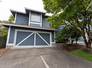 2073 Sunray Cir, West Linn, OR