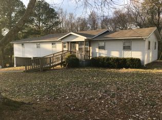 24 Elmer Miller Rd, Trenton, TN 38382