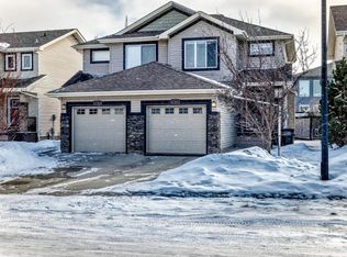 17357 8a Ave SW, Edmonton, AB T6W 0M8