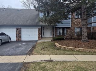 1721 Chesapeake Ln APT 2, Schaumburg, IL