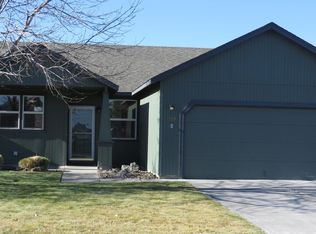 1209 SW 31st St, Redmond, OR 97756