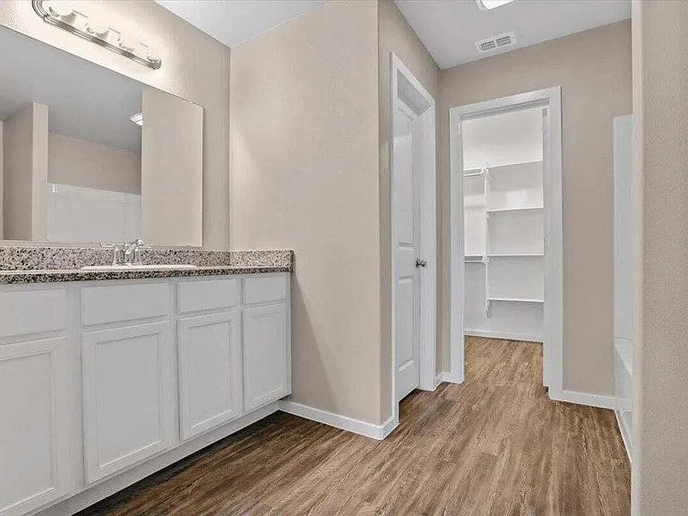 2125 Kokomo Ave #B — Photo 11