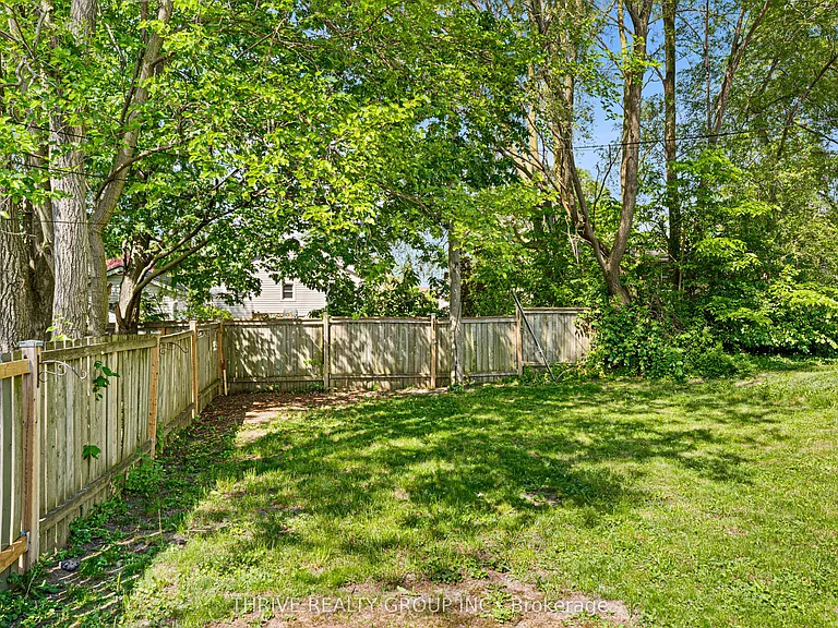 624 Mornington Ave — Photo 28