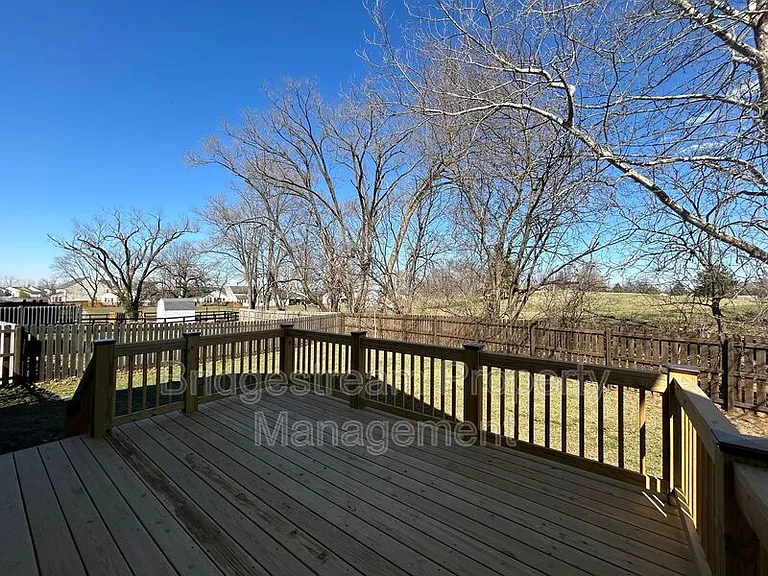 14 Cascade Dr — Photo 23