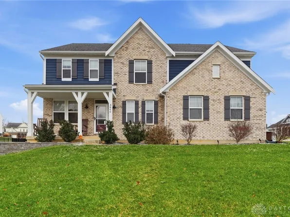 3640 Magnolia Trace Dr, Bellbrook, OH 45305