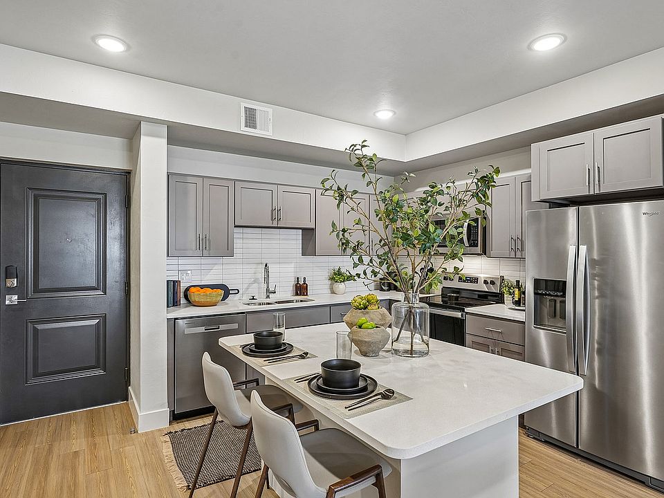 Estero Vista Model Kitchen