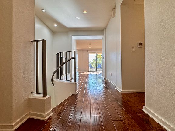 3rd image of 2111 S Beverly Glen Blvd #Penthouse 2