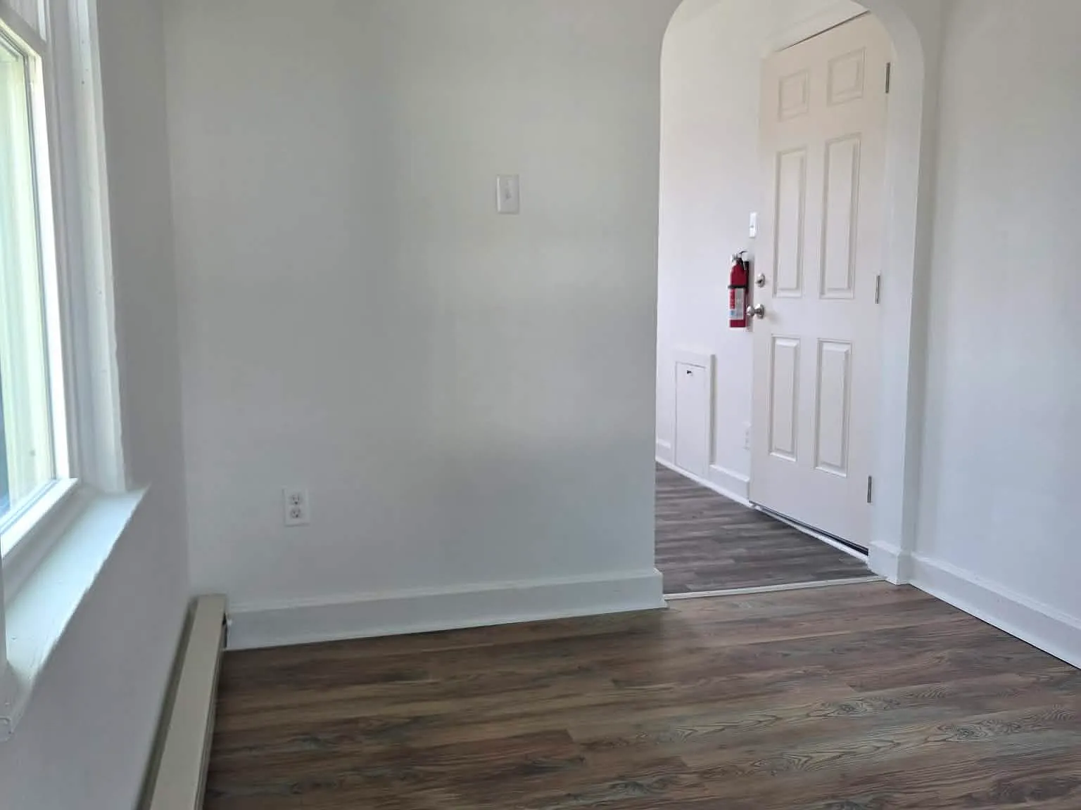 Studio, $550 — Photo 2