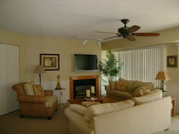 5th image of 805 Periwinkle Dr #805