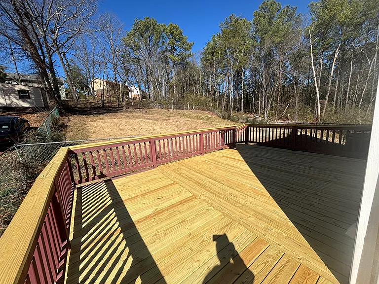 832 Sun Valley Rd — Photo 17