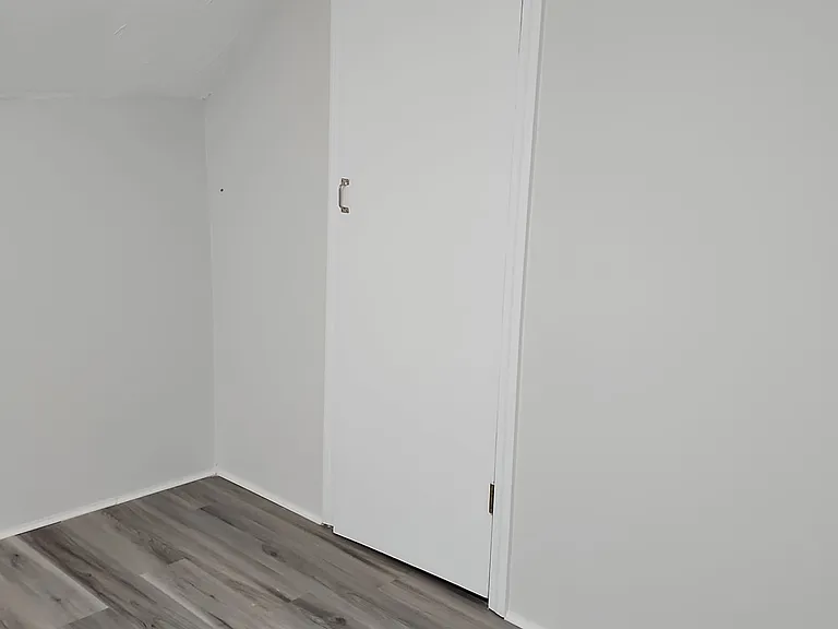 154 Belmont St — Photo 15