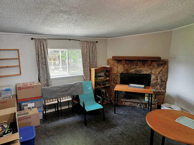 1609 Sunnyside Ln — Photo 9