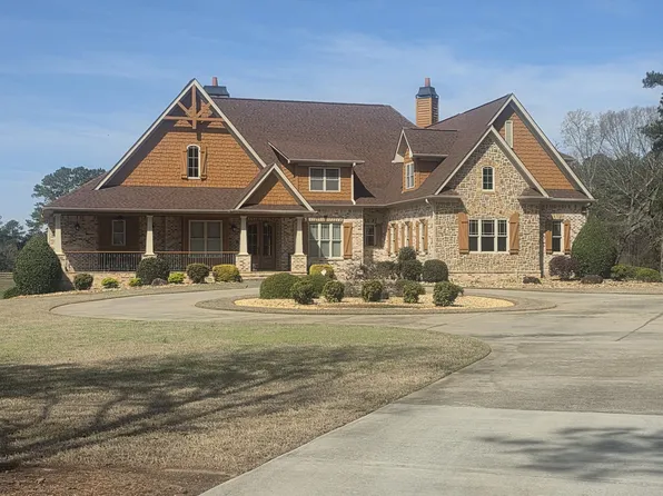 1202 Red Oak Dr, Monroe, GA 30655