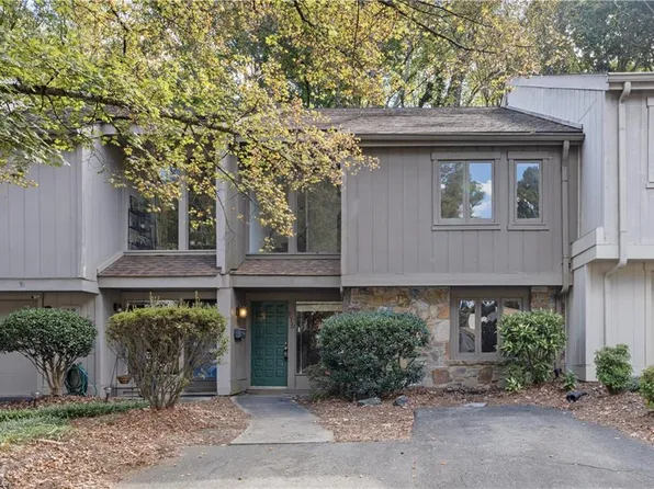 116 Lamplighter Cir, Winston Salem, NC 27104