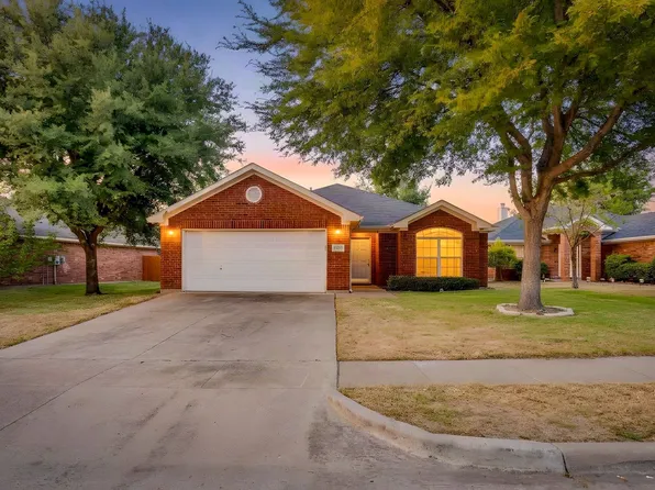 8433 Trinity Vista Trl, Hurst, TX 76053