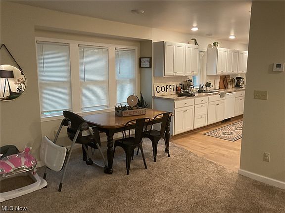 4th image of 1899 Oakes Dr