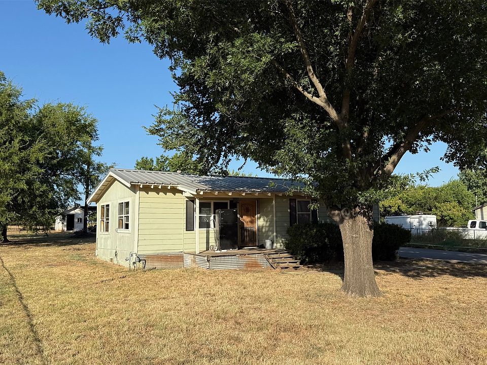 2nd image of 3010 W Highway 114