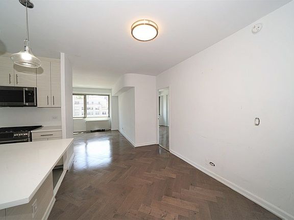 4th image of 444 E 82nd St APT 12M