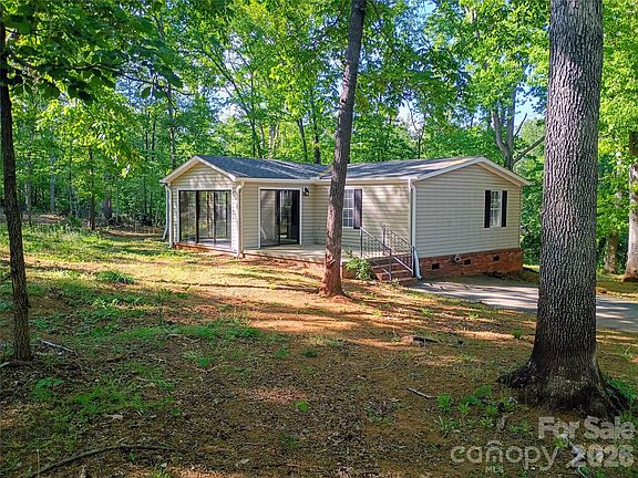 2nd image of 308 Chimney Rock Rd