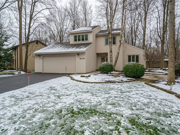 8759 Radburn Dr, Baldwinsville, NY 13027