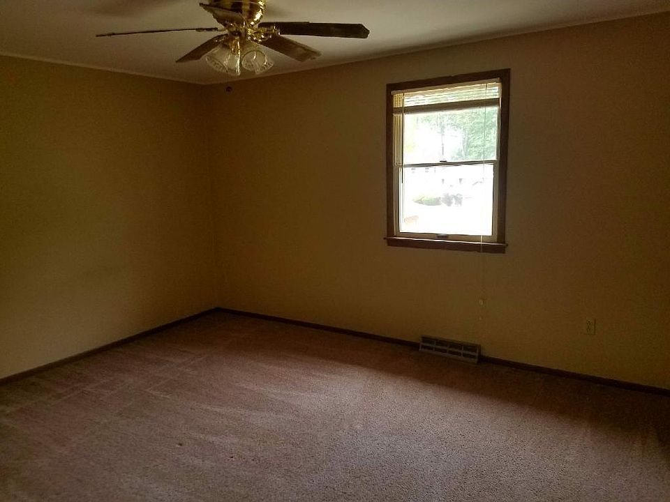 upstairs bedroom