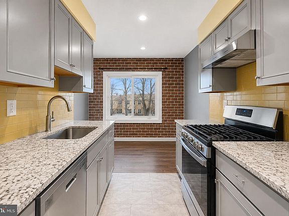 2nd image of 5239 W Running Brook Rd Unit 302