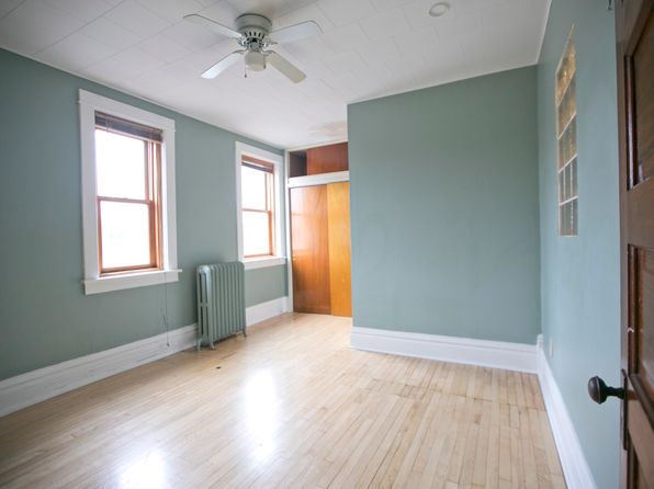 917 Main St #2